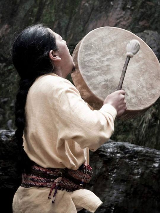 Willak with drum 2.jpg